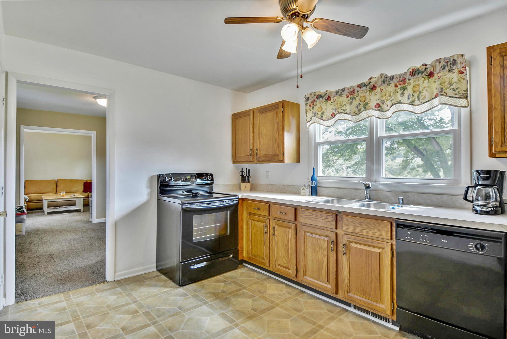 146 Old Solomons Island Road Lothian, MD 20711 - Photo 19 of 30 Kitchen