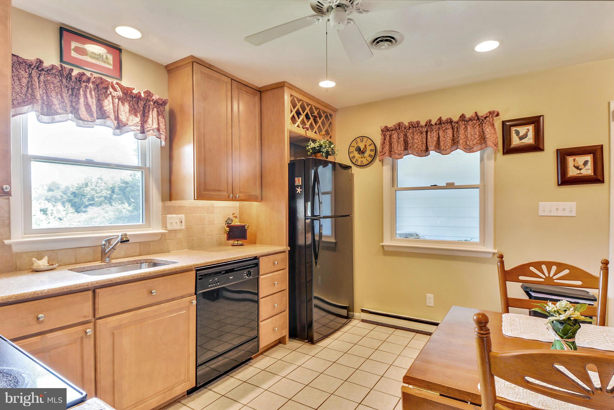 146 Old Solomons Island Road Lothian, MD 20711 - Photo 4 of 30 Kitchen