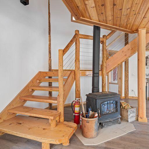 10000 Little Applegate Road Jacksonville, OR 97530 - Photo 82 of 141 Schoolhouse - interior - stairs leading to upstairs rooms