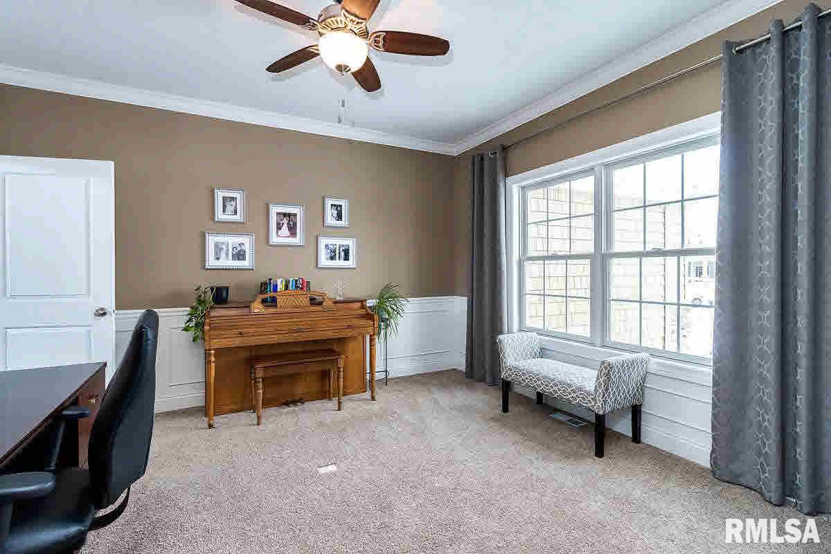 3935 Thomas Pointe Road Davenport, IA 52807 - Photo 9 of 24 Gallery Image 9