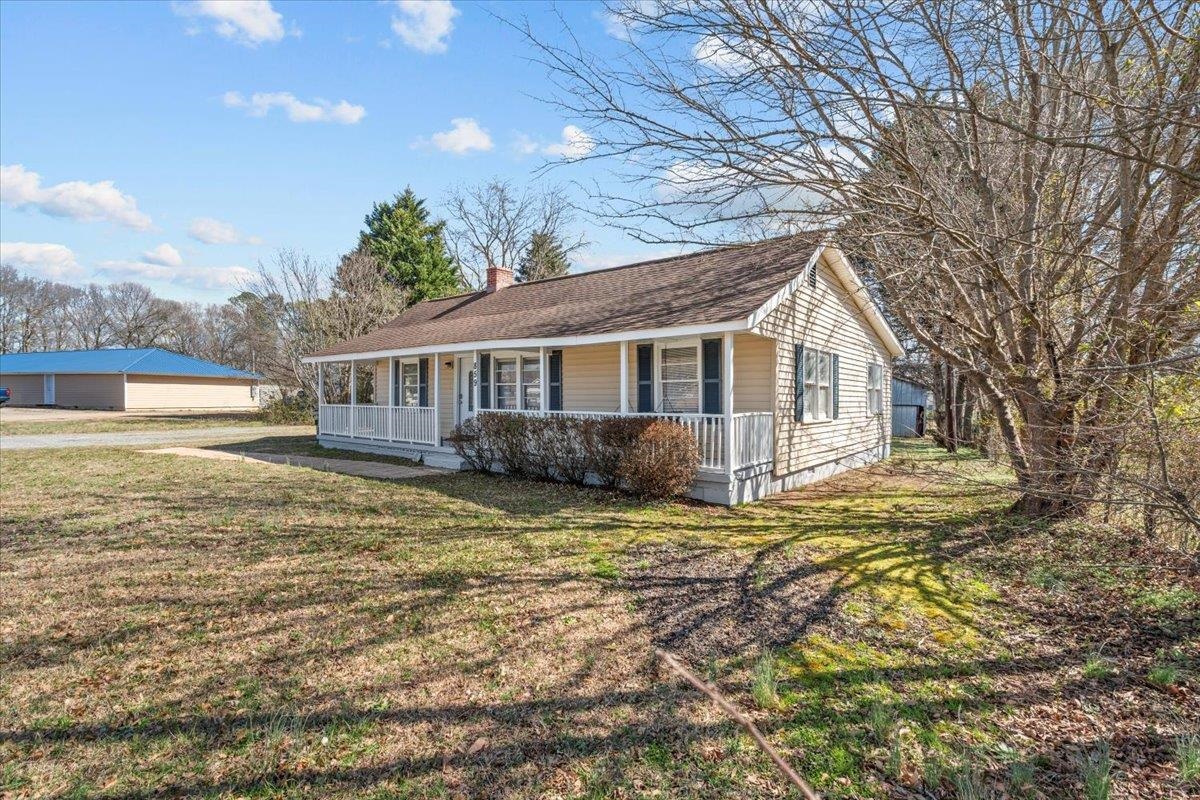 859 Floyd Road Spartanburg, SC 29307 - Photo 2 of 31