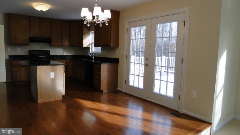 4335 Rhett Butler Court Huntingtown, MD 20639 - Photo 5 of 25 Breakfast Area