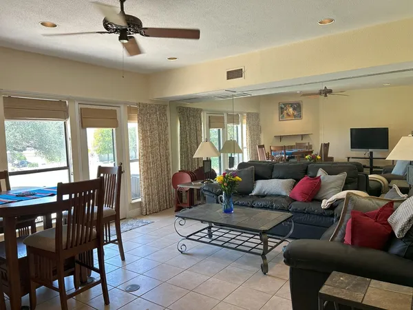 $290,000 | 220 Riverhill Club Lane, Kerrville, TX 78028