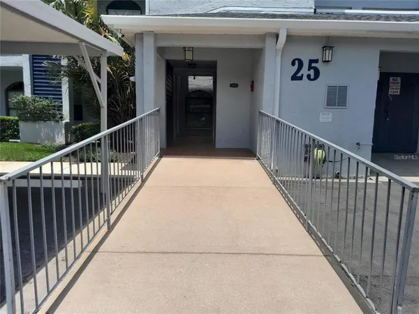 $165,000 | 25210 Northlake Drive, Unit 210, Sanford, FL 32773