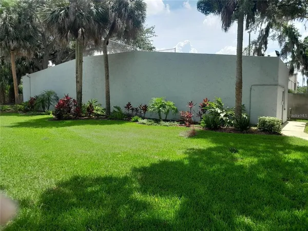 $165,000 | 25210 Northlake Drive, Unit 210, Sanford, FL 32773