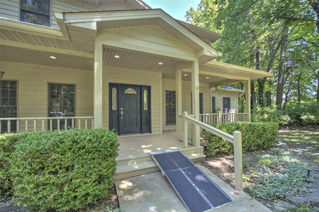 3255 Star Rte Road Argenta, IL 62501 - Photo 2 of 47