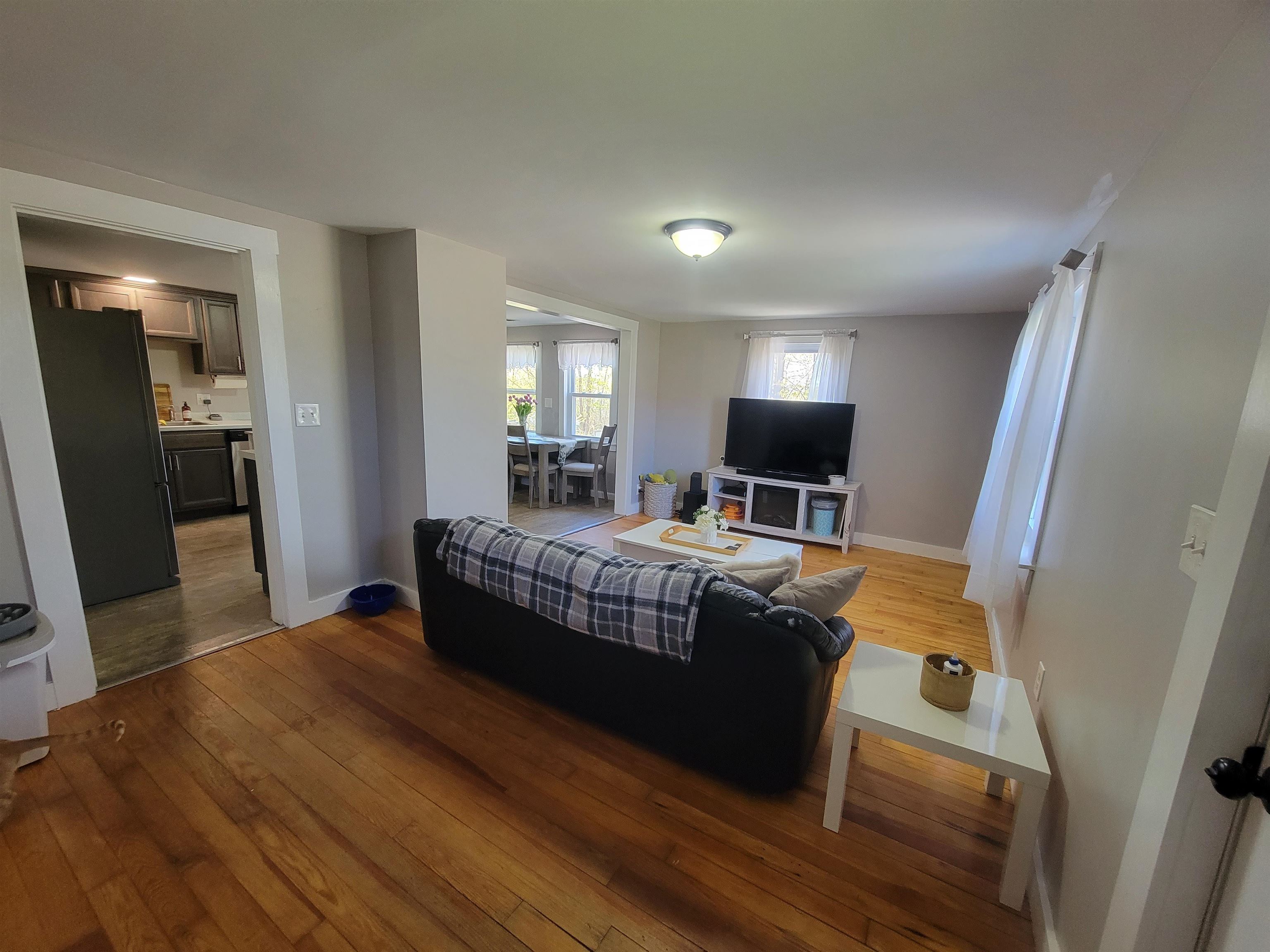 405 Deerfield Road Candia, NH 03034 - Photo 13 of 27