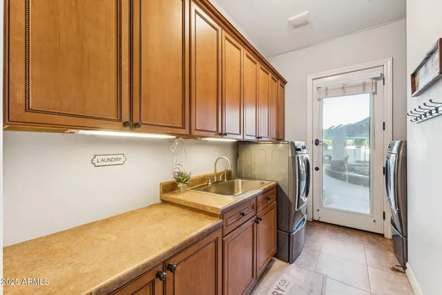 $1,570,000 | 16417 South 23rd Way, Phoenix, AZ 85048