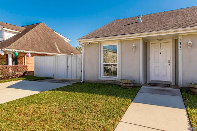 $2,050 | 3105 Legend Street, Meraux, LA 70075