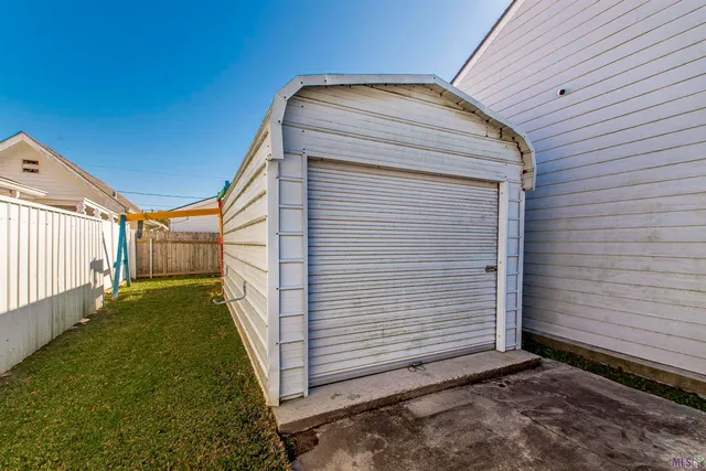 $2,050 | 3105 Legend Street, Meraux, LA 70075