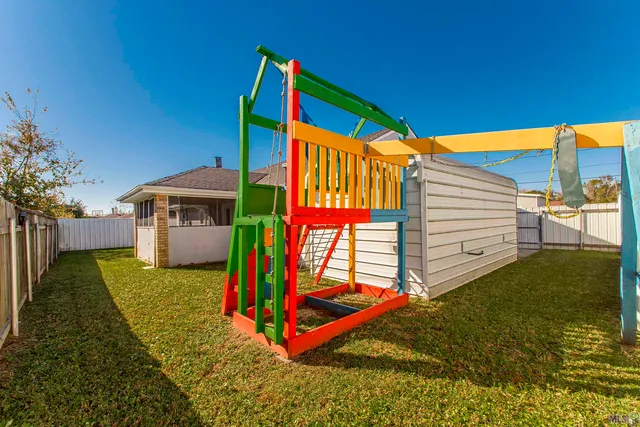 $2,050 | 3105 Legend Street, Meraux, LA 70075