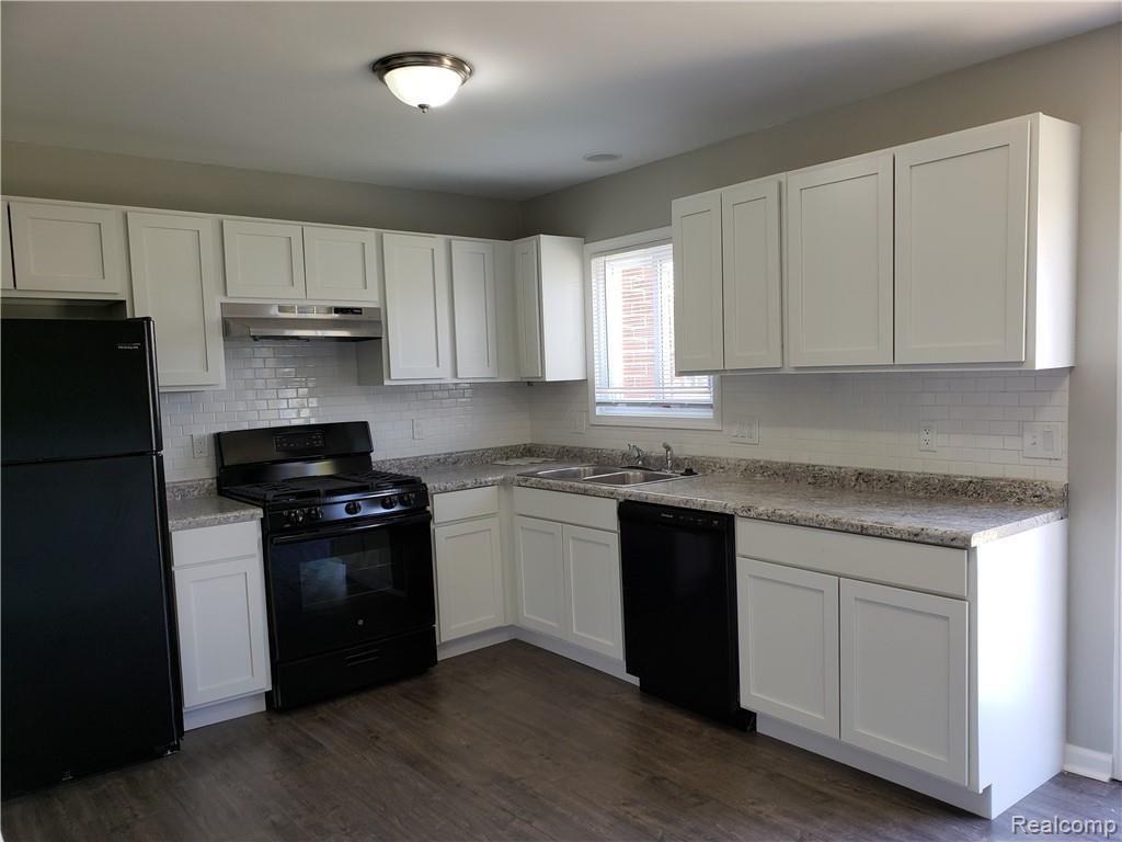 4060 Middlebelt Road Inkster, MI 48141 - Photo 3 of 5 20190505_132454.jpg