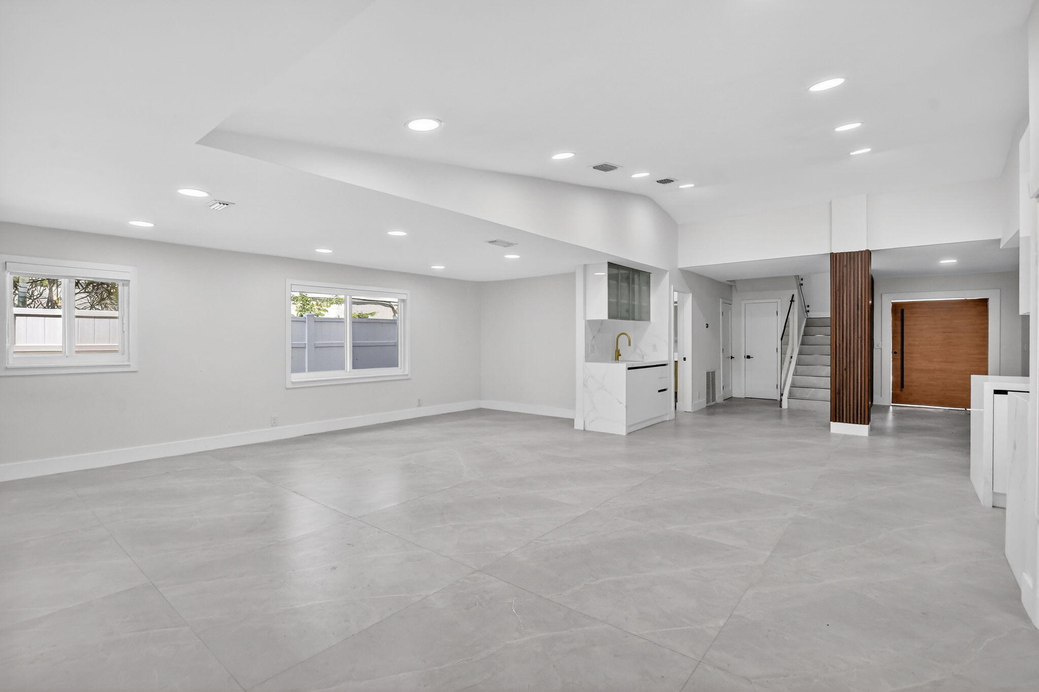7134 San Sebastian Drive Boca Raton, FL 33433 - Photo 8 of 73 7-web-or-mls-DSC_3118