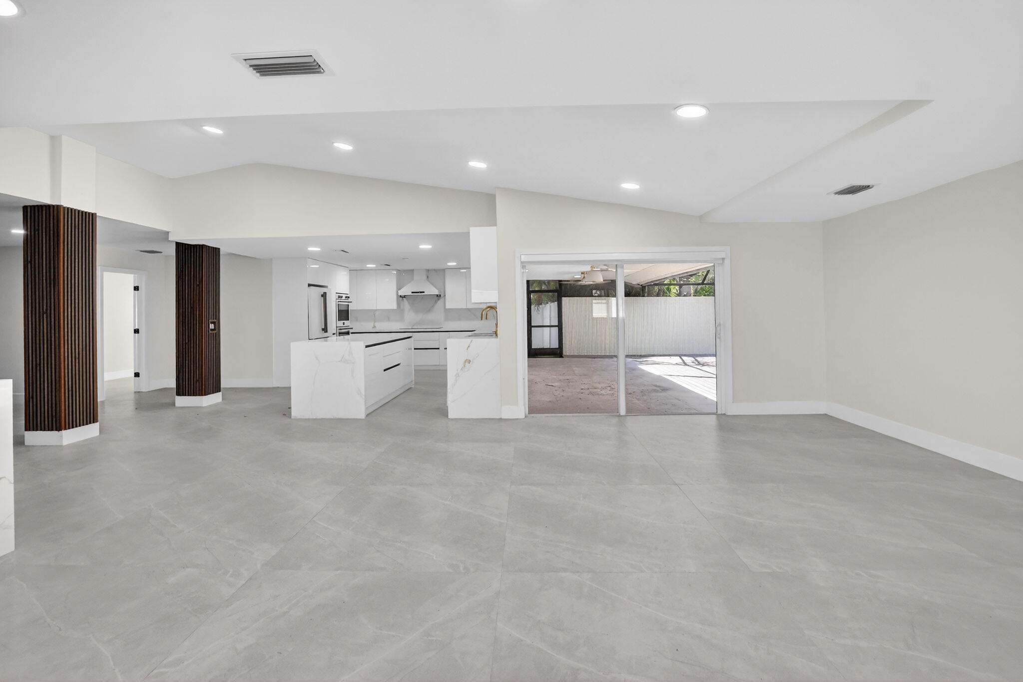 7134 San Sebastian Drive Boca Raton, FL 33433 - Photo 10 of 73 9-web-or-mls-DSC_3128