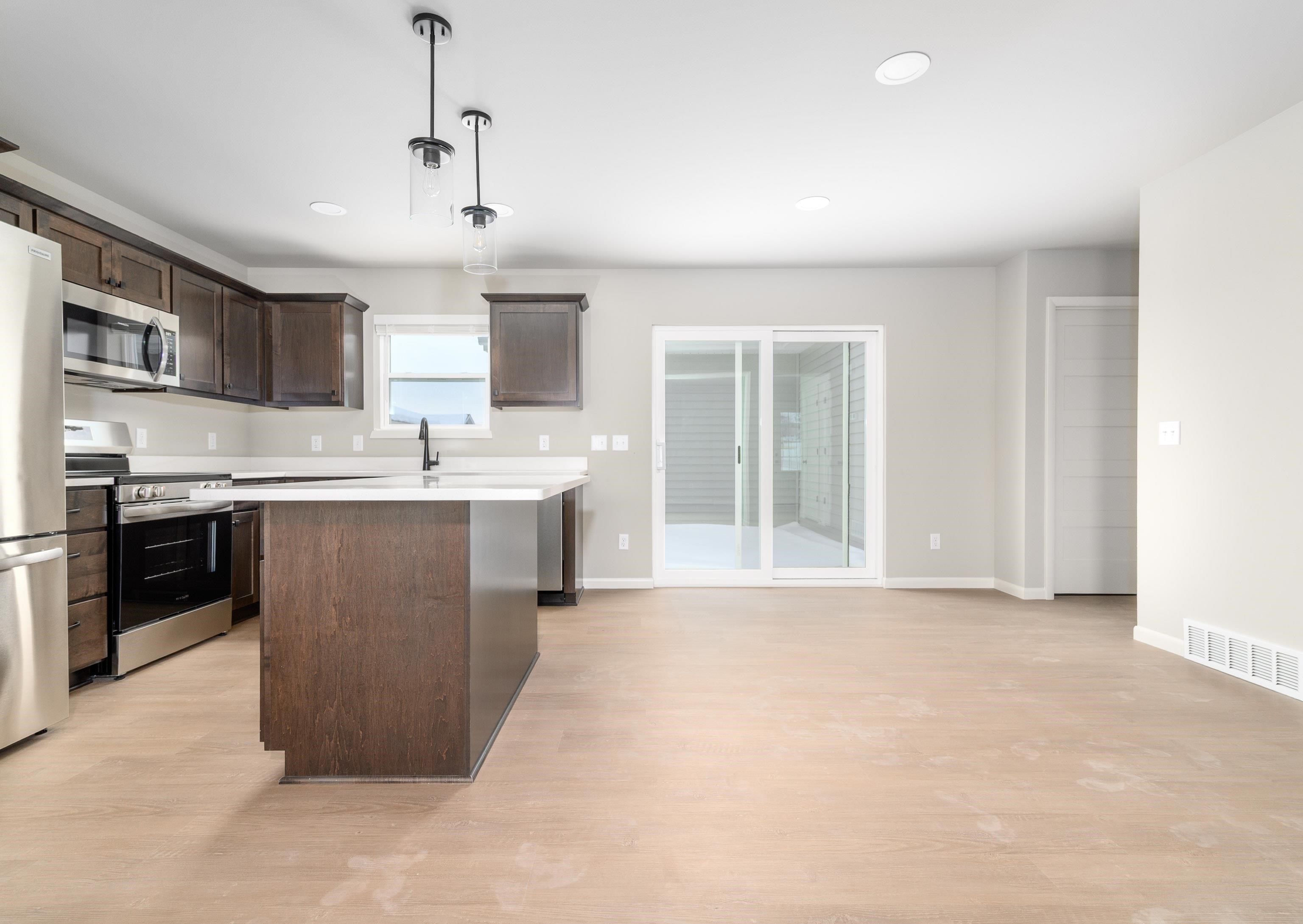 7727 Starnova Madison, WI 53719 - Photo 4 of 15