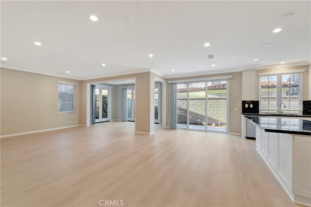 114 Chestnut Grove Irvine, CA 92620 - Photo 2 of 51