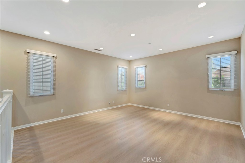 114 Chestnut Grove Irvine, CA 92620 - Photo 28 of 51