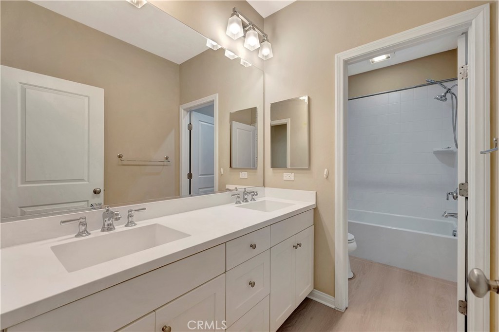 114 Chestnut Grove Irvine, CA 92620 - Photo 35 of 51