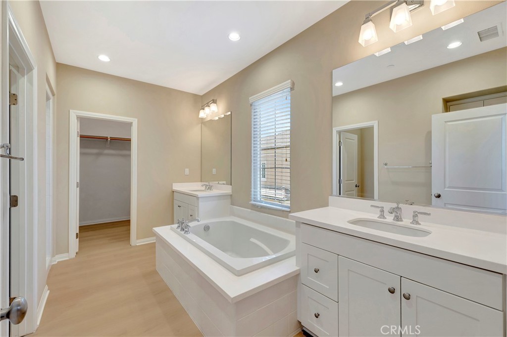 114 Chestnut Grove Irvine, CA 92620 - Photo 42 of 51