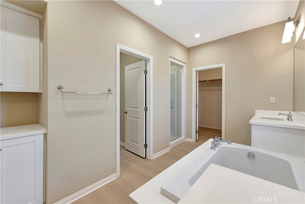 114 Chestnut Grove Irvine, CA 92620 - Photo 45 of 51