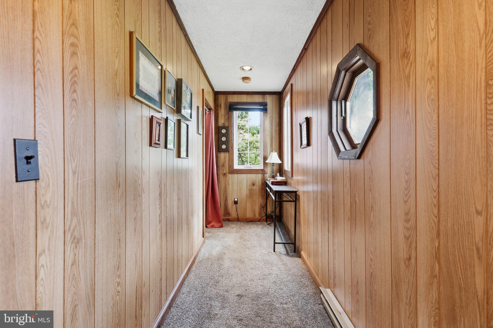 1816 Glenarm Road Edgewater, MD 21037 - Photo 18 of 55 Upstairs Hallway