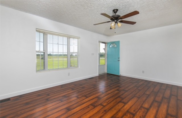 4570 Scottsville Road Franklin, KY 42134 - Photo 13 of 20