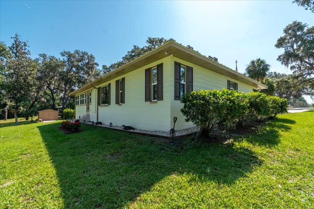 10522 Southeast 146th Terrace Road Ocklawaha, FL 32179 - Photo 51 of 81