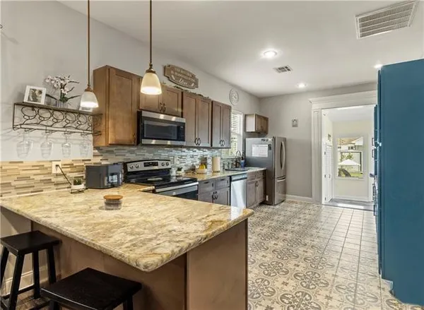 $1,600 | 305 Laroussini Street, Westwego, LA 70094
