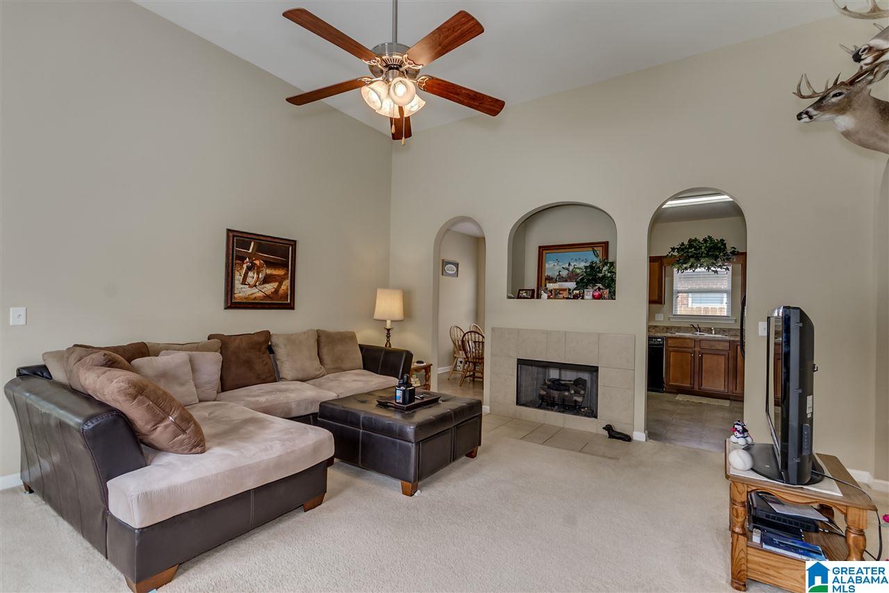 4592 Rosser Loop Drive Bessemer, AL 35022 - Photo 5 of 34