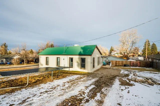 $275,000 | 195 West Gatchell Street, Buffalo, WY 82834