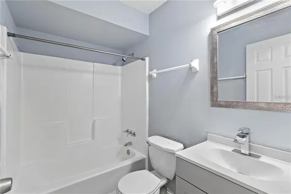 $1,095 | 1703 Birchwood Circle, Unit 1, Leesburg, FL 34748