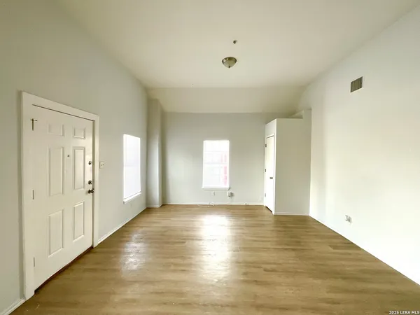 $850 | 816 Rivas Street, Unit A, San Antonio, TX 78207