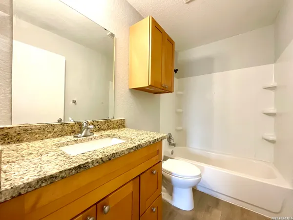 $850 | 816 Rivas Street, Unit A, San Antonio, TX 78207