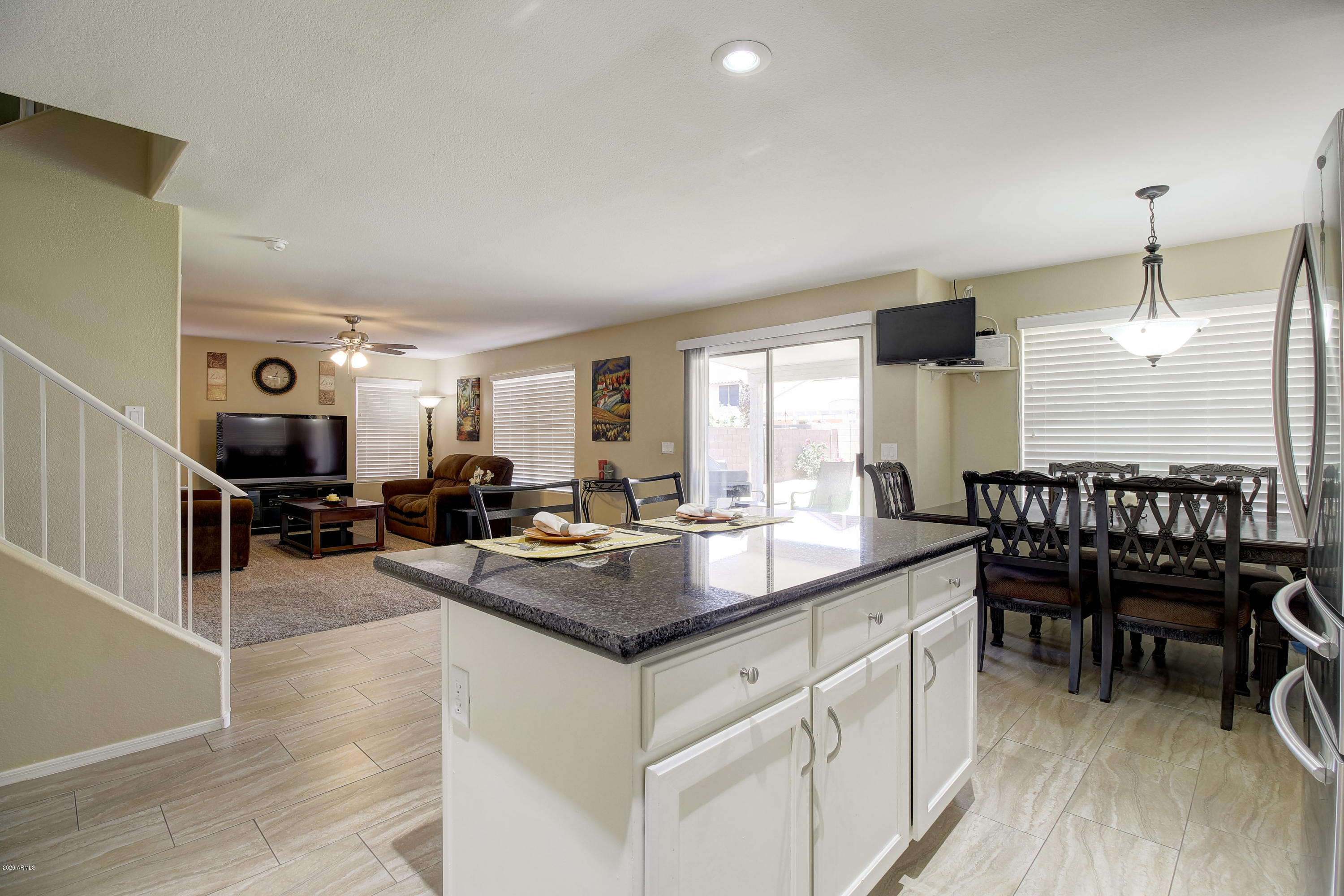 12566 Desert Flower Road Avondale, AZ 85392 - Photo 10 of 30 B (6)
