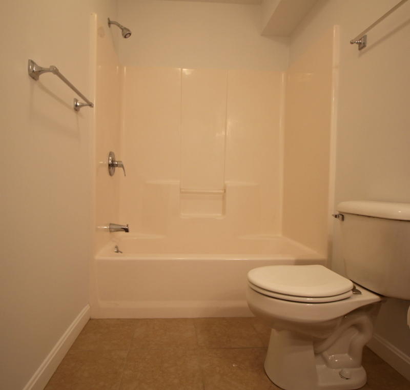 18 Smithwheel Road, Unit 64 Old Orchard Beach, ME 04064 - Photo 13 of 15 057