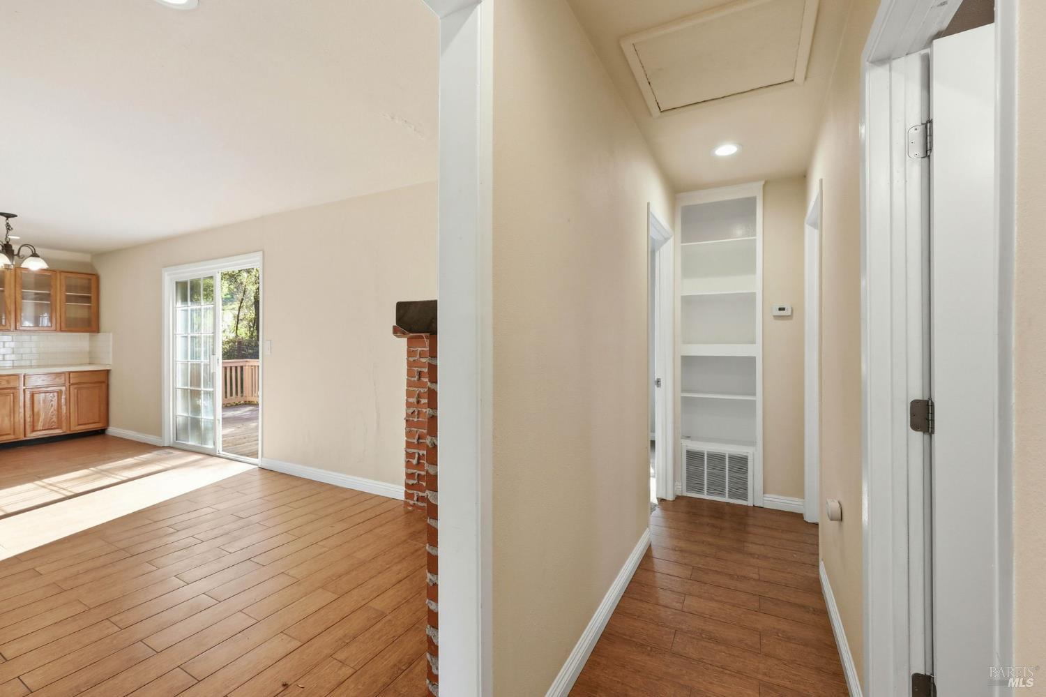 4305 Petaluma Hill Road Santa Rosa, CA 95404 - Photo 15 of 95