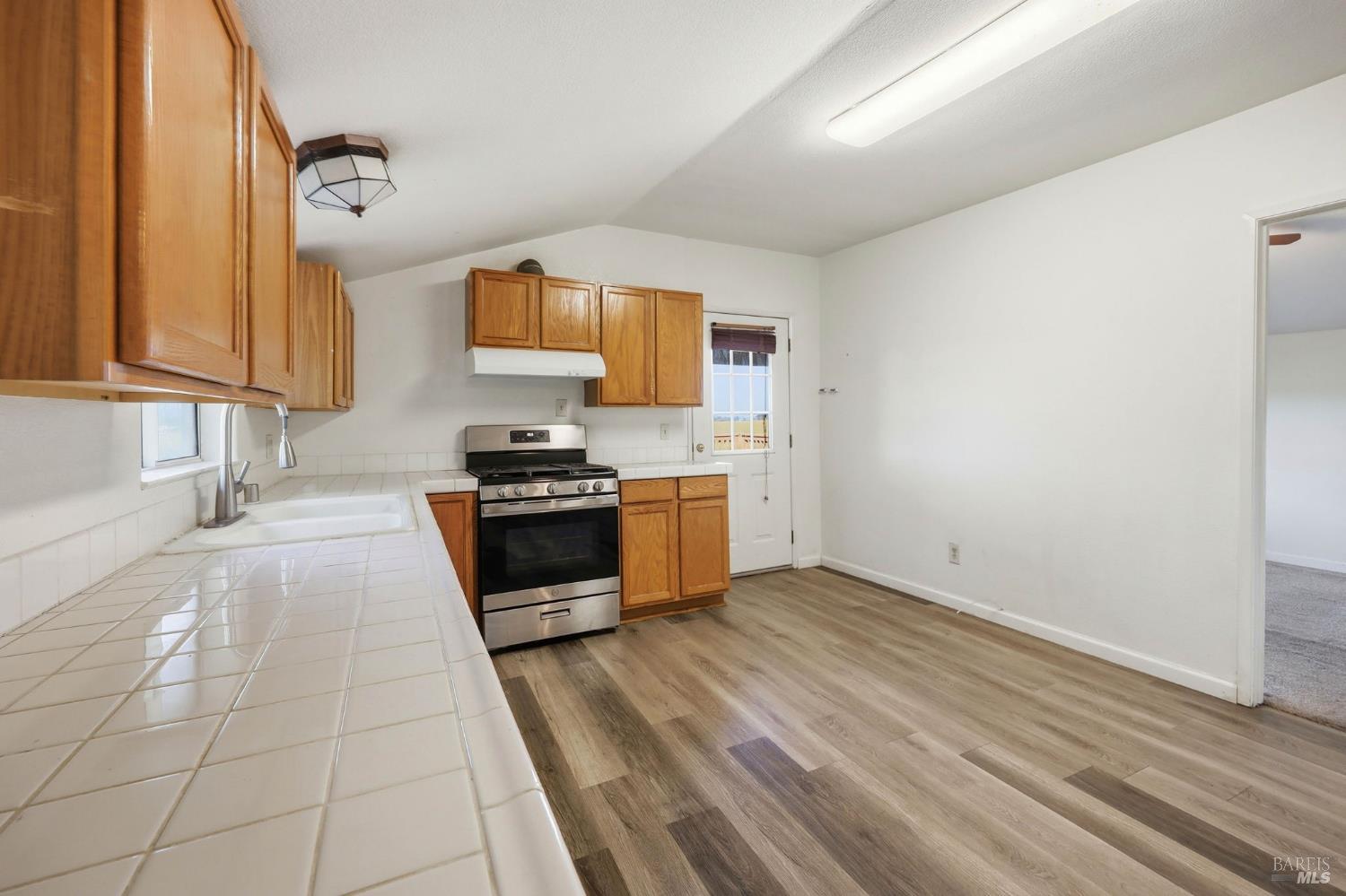 4305 Petaluma Hill Road Santa Rosa, CA 95404 - Photo 47 of 95