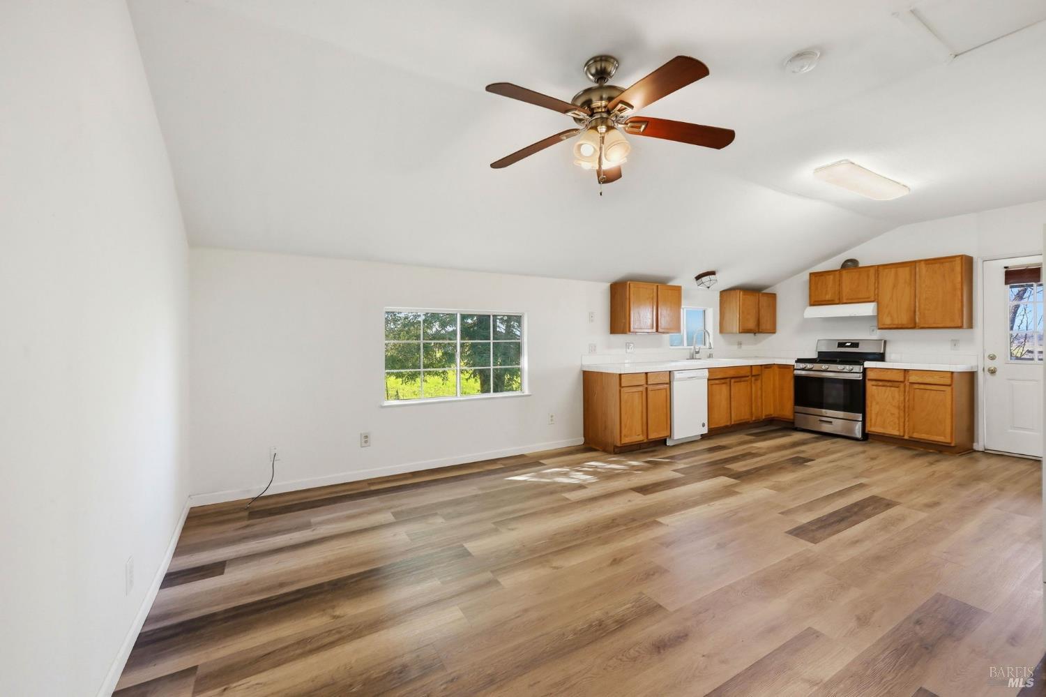 4305 Petaluma Hill Road Santa Rosa, CA 95404 - Photo 48 of 95