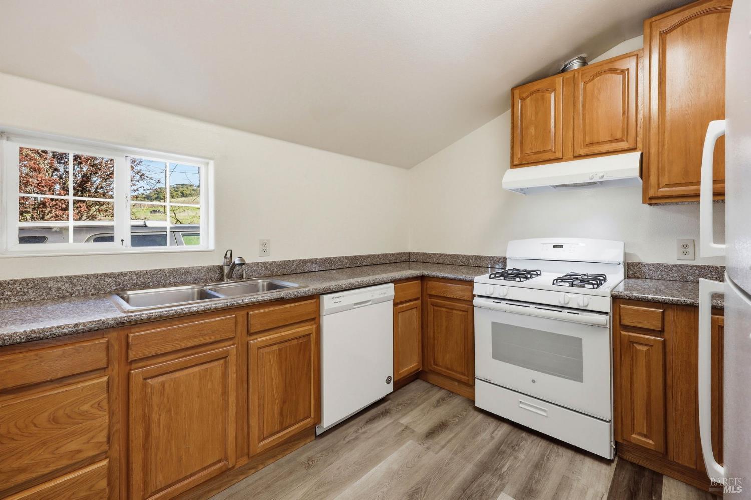 4305 Petaluma Hill Road Santa Rosa, CA 95404 - Photo 60 of 95