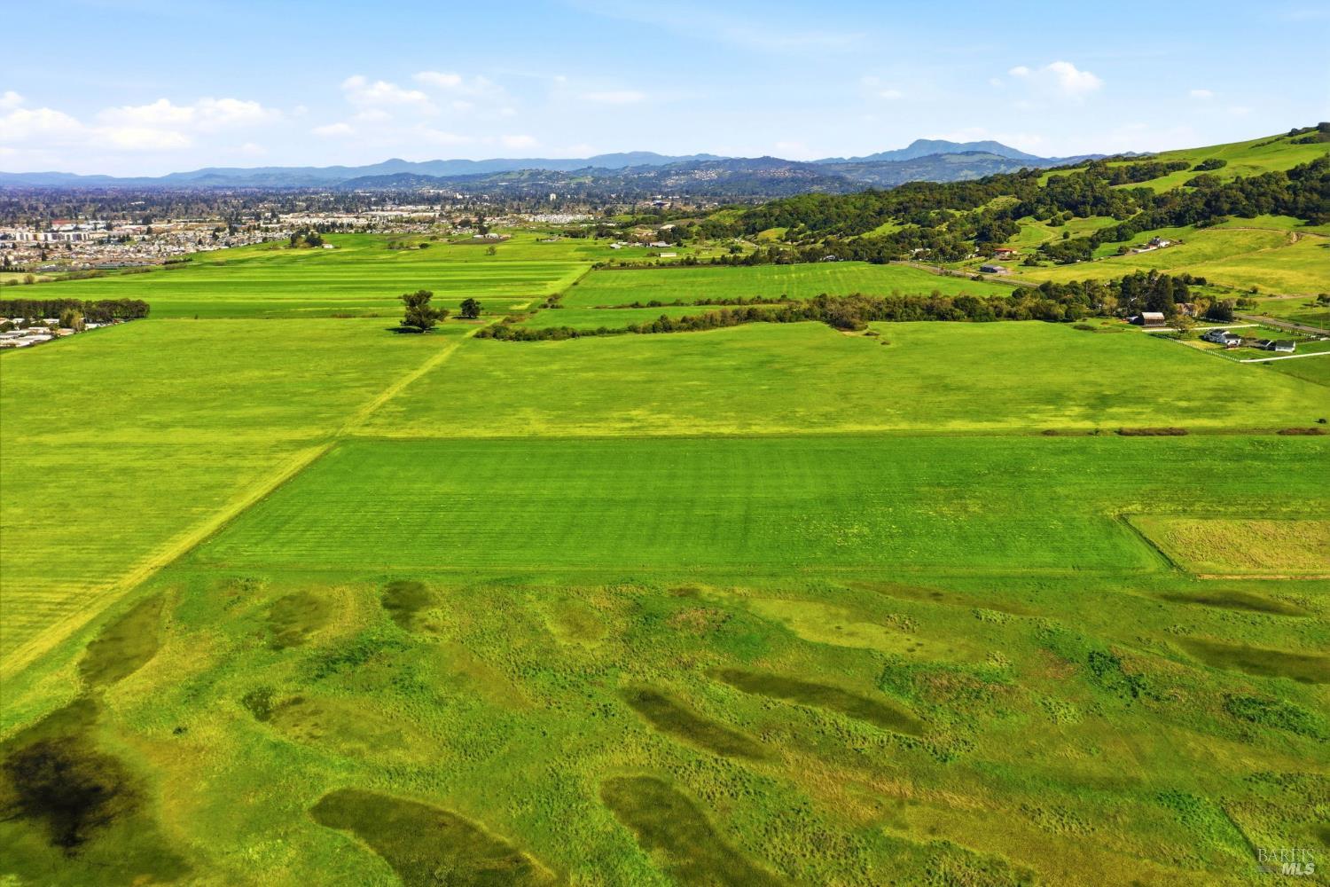 4305 Petaluma Hill Road Santa Rosa, CA 95404 - Photo 89 of 95