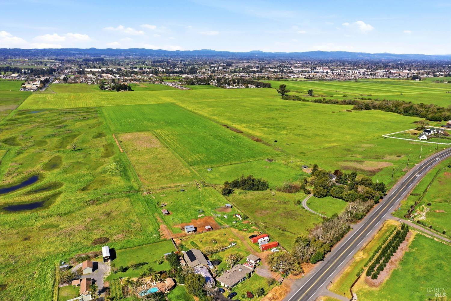 4305 Petaluma Hill Road Santa Rosa, CA 95404 - Photo 91 of 95