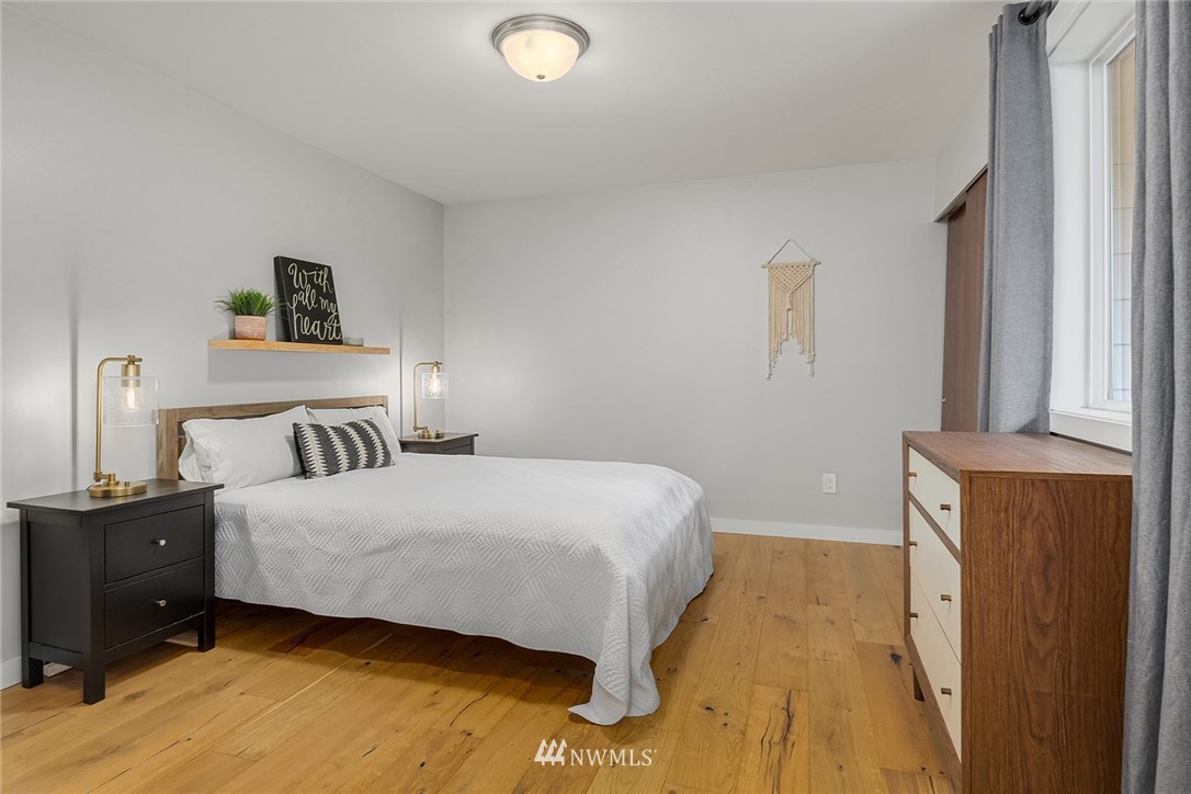 20507 West Richmond Road Bothell, WA 98021 - Photo 12 of 18