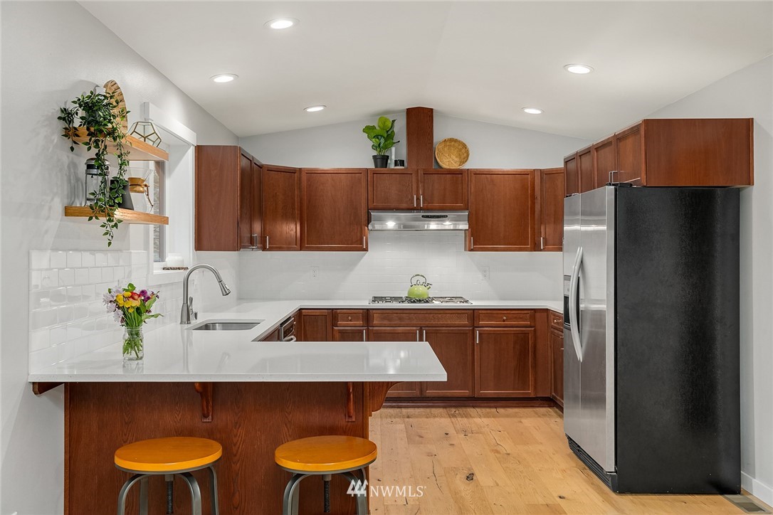 20507 West Richmond Road Bothell, WA 98021 - Photo 5 of 18