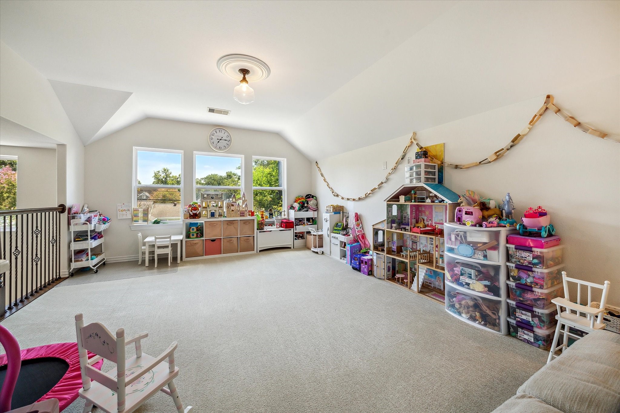 1515 Thornton Road Houston, TX 77018 - Photo 30 of 38 Overlooking the backyard and living room, the expansive game room is thoughtfully separated from the home's bedrooms.