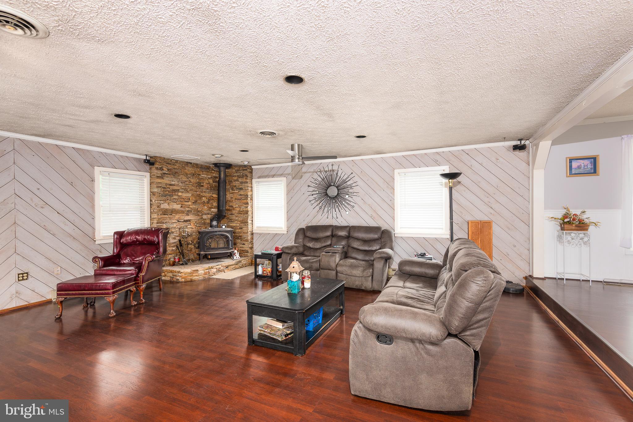 117 River Road Edgewater, MD 21037 - Photo 14 of 26 Gallery Image 14