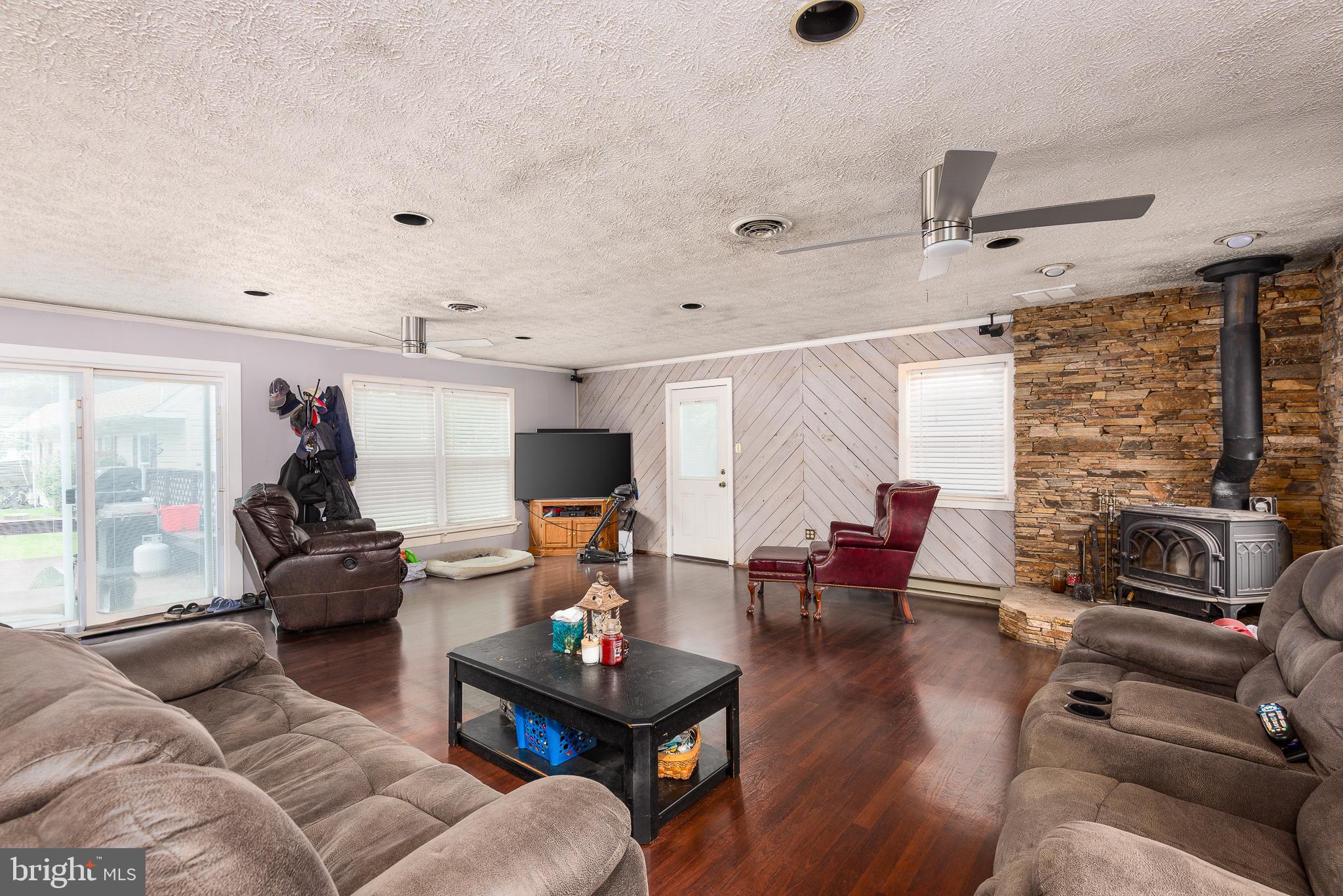 117 River Road Edgewater, MD 21037 - Photo 15 of 26 Gallery Image 15