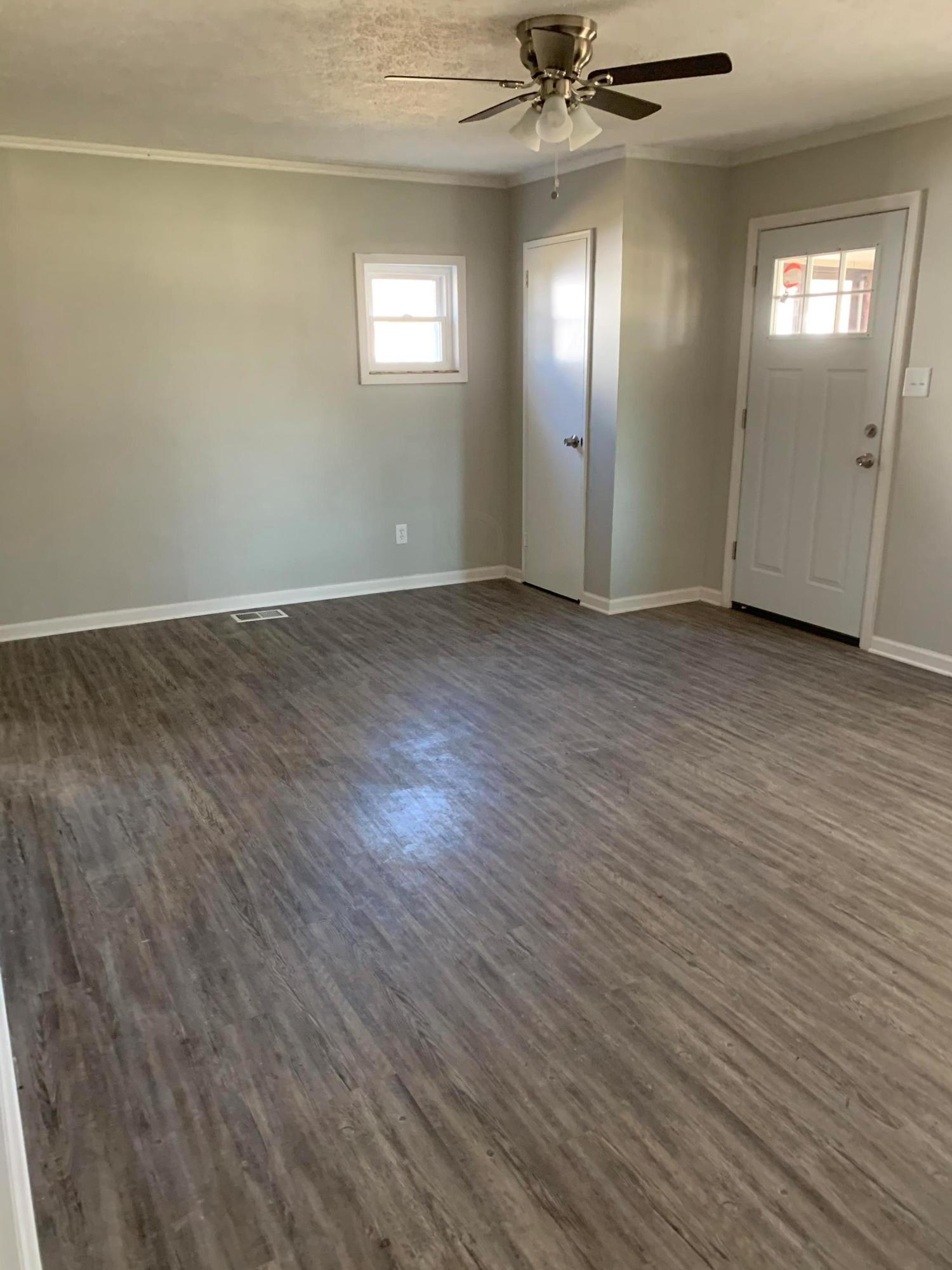 913 Duke Road Columbus, OH 43213 - Photo 4 of 18