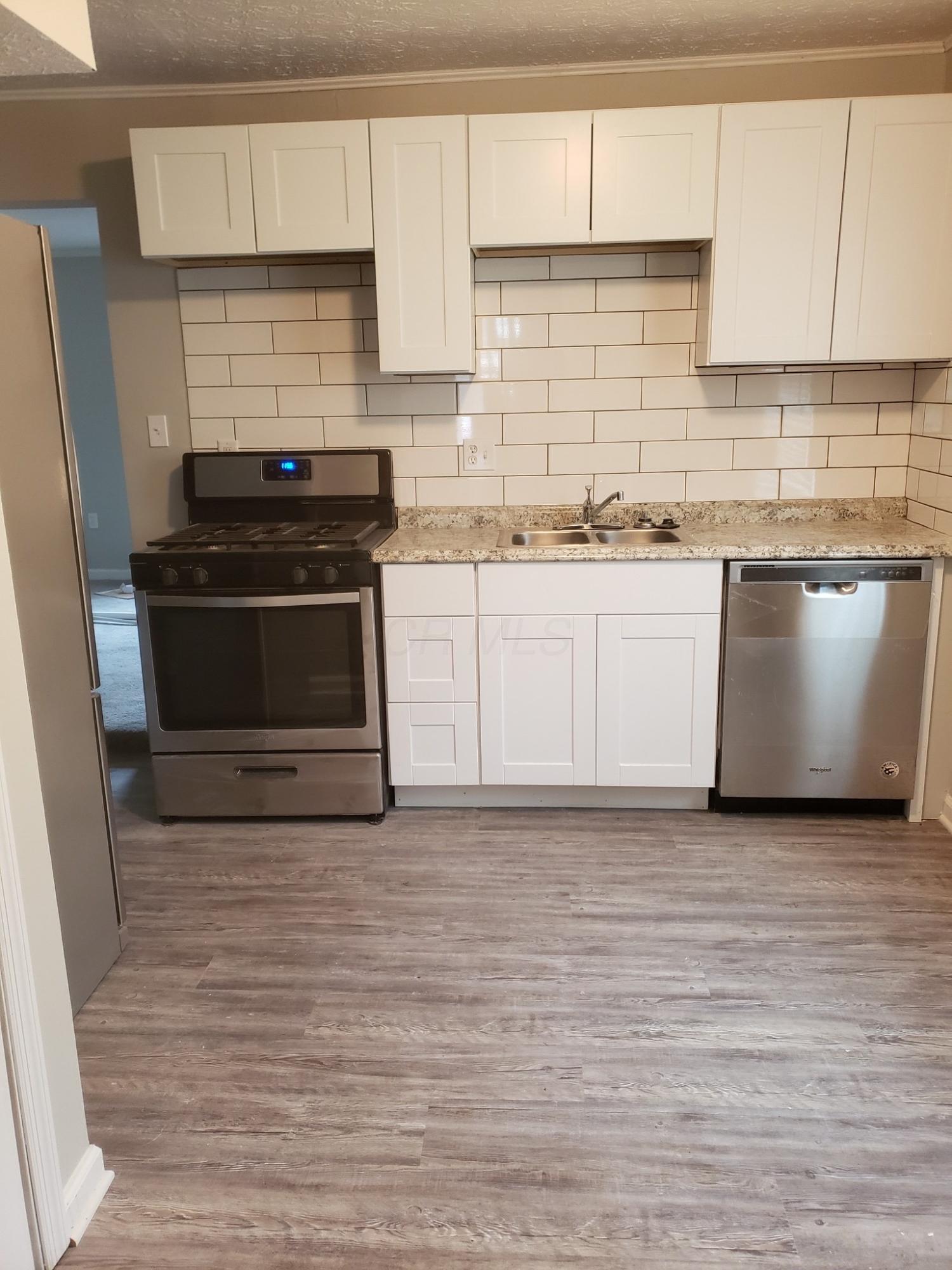 913 Duke Road Columbus, OH 43213 - Photo 5 of 18