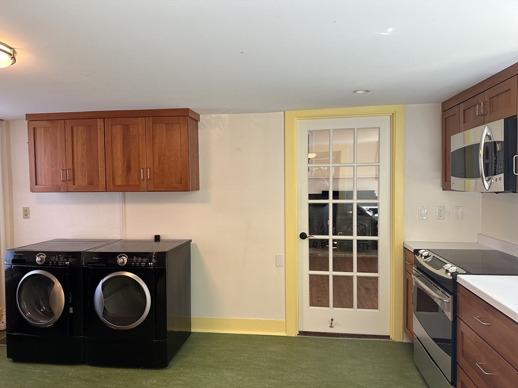 64 Main Street Montague, MA 01351 - Photo 15 of 39