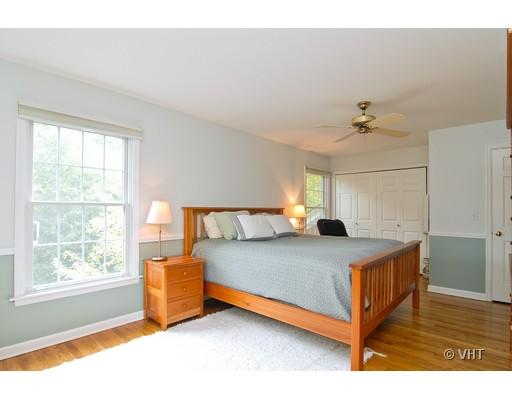 1309 Inverlieth Road Lake Forest, IL 60045 - Photo 8 of 13 a bedroom with a bed and window